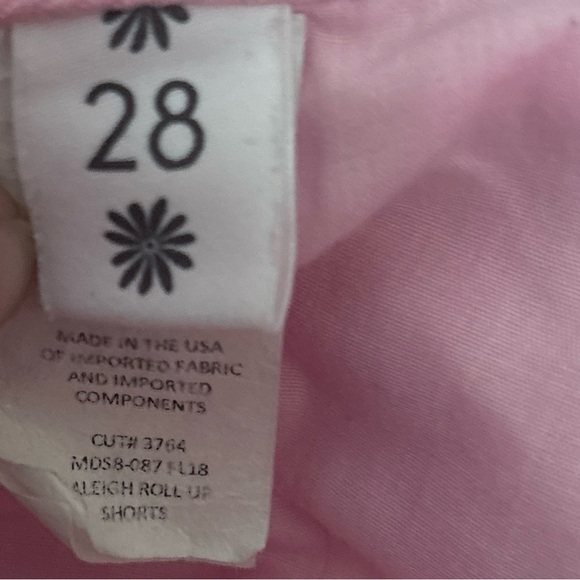 Show Me Your Mumu x Barbie Raleigh Roll Up Shorts – Size 28 Pink - Picture 6 of 9
